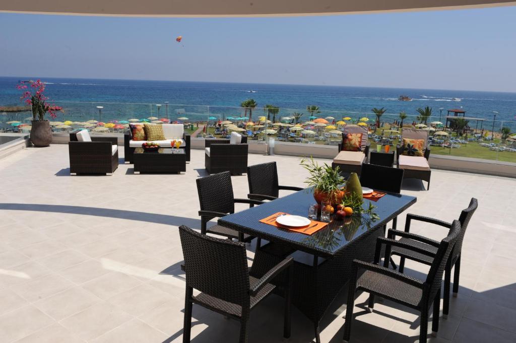 Polyxenia Isaak Luxury Villas And Apartments Протарас Номер фото