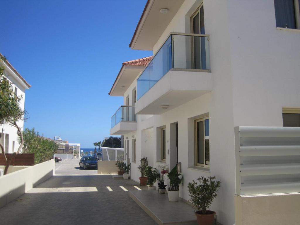 Polyxenia Isaak Luxury Villas And Apartments Протарас Номер фото